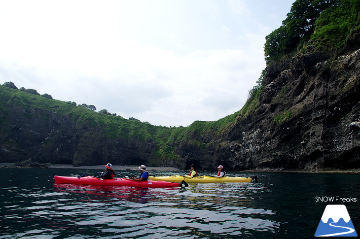 真夏の北海道・小樽塩谷 シーカヤックで目指せ『青の洞窟』！